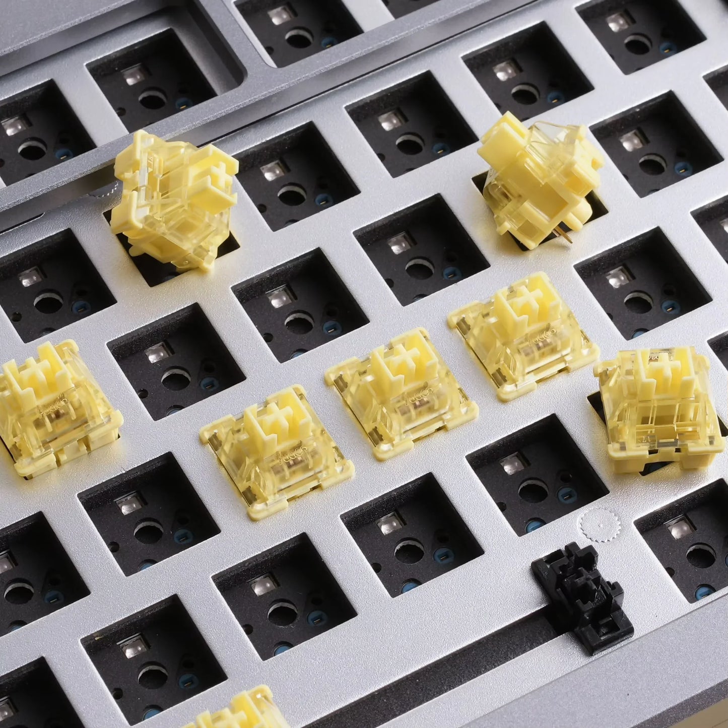 Akko V3 Cream Yellow Pro Switch Lineal 5 Pines x45u